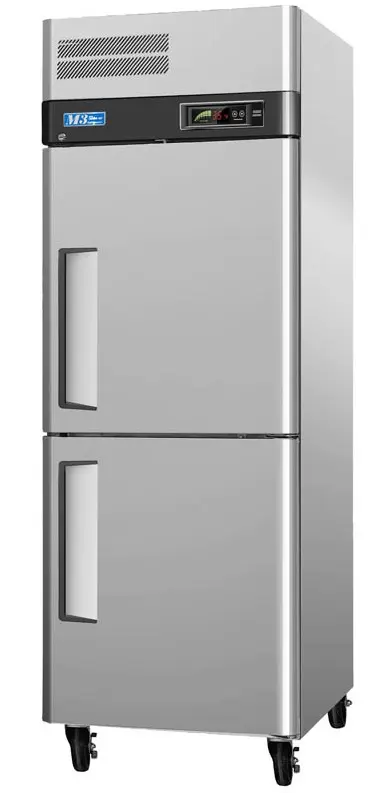 Шкаф морозильный Turbo Air CM3F24-2 Шкаф морозильный Turbo Air CM3F24-2