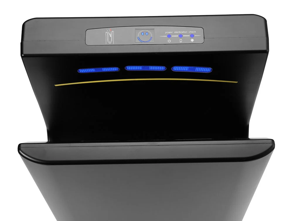 Электросушитель CLEANEQ KW-1092 черный матовый Электросушитель CLEANEQ KW-1092 черный матовый