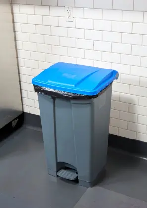 Контейнер для мусора Cambro WBFC87LBASE