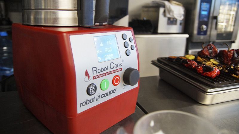 Robot Cook — помощник на всю чашу